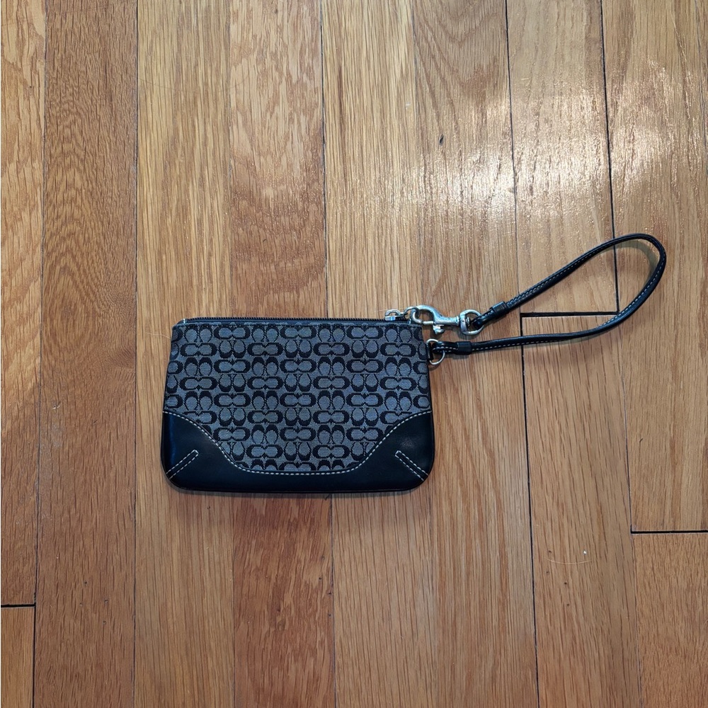 Coach Black and Gray Patterned Wristlet